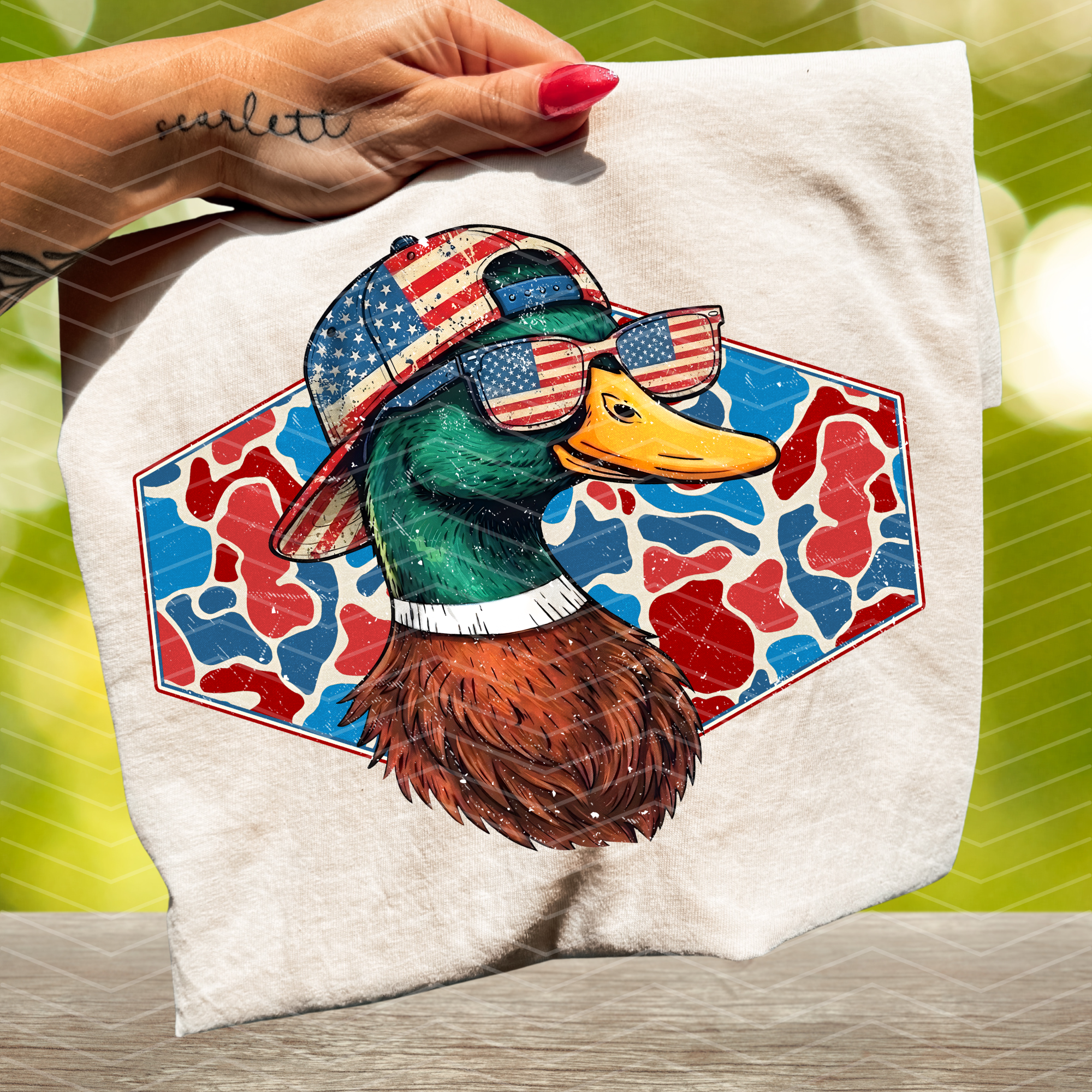 Red, white and blue camo duck mm051826